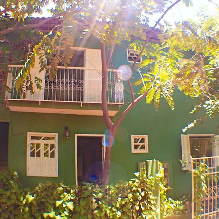 Casas Caminho Do Meio เลนโซยส์ ภายนอก รูปภาพ