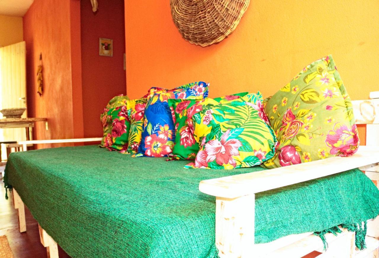 Casas Caminho Do Meio เลนโซยส์ ภายนอก รูปภาพ