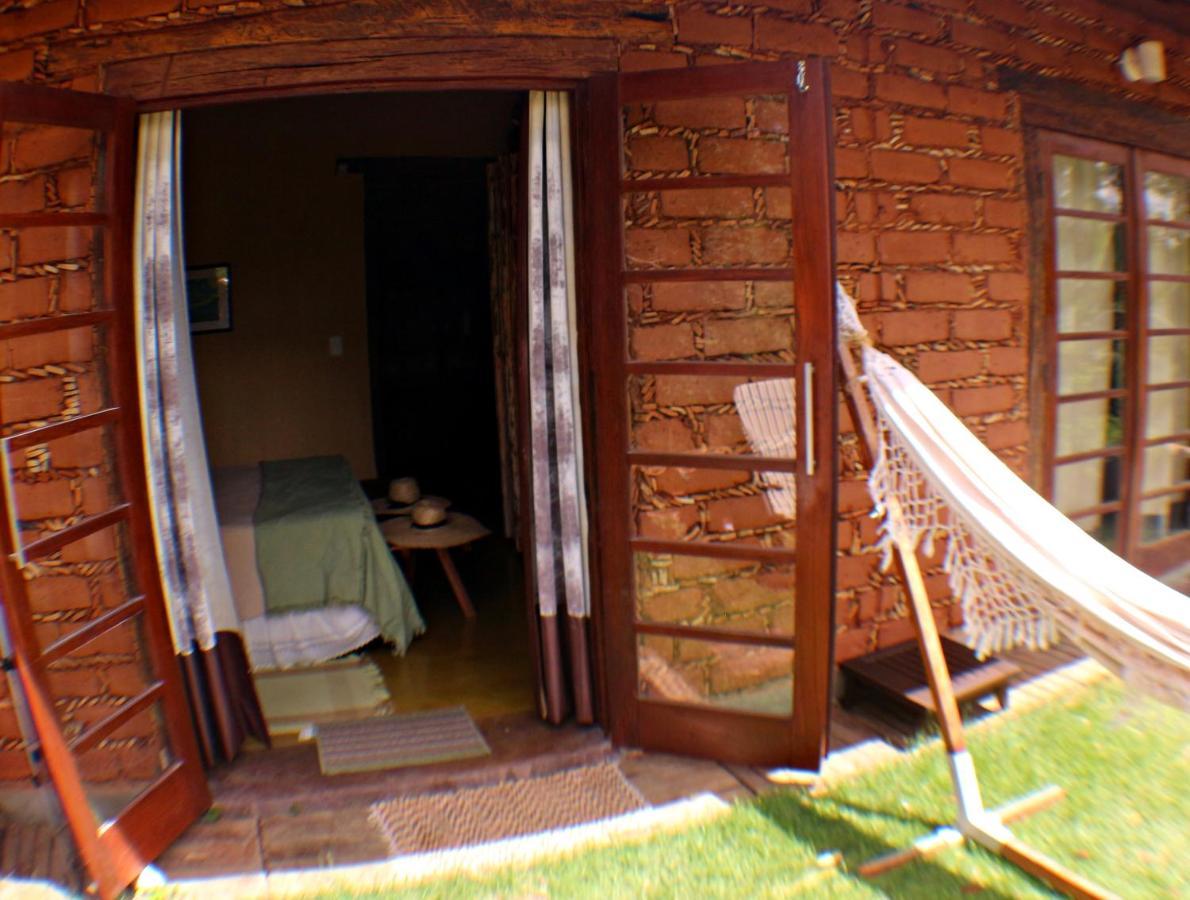 Casas Caminho Do Meio เลนโซยส์ ภายนอก รูปภาพ